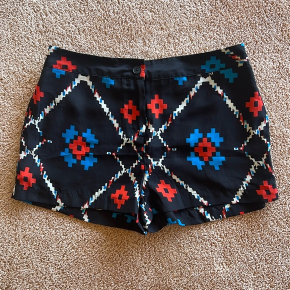 Ecote, Urban Outfitters printed shorts, Size 2 - Picture 1 of 5